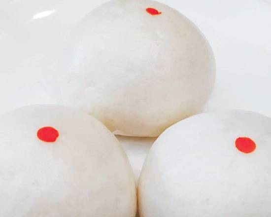 Order 鳳凰流沙包 (M) Egg Yolk Bun  3pcs food online from New Fusion store, Arcadia on bringmethat.com