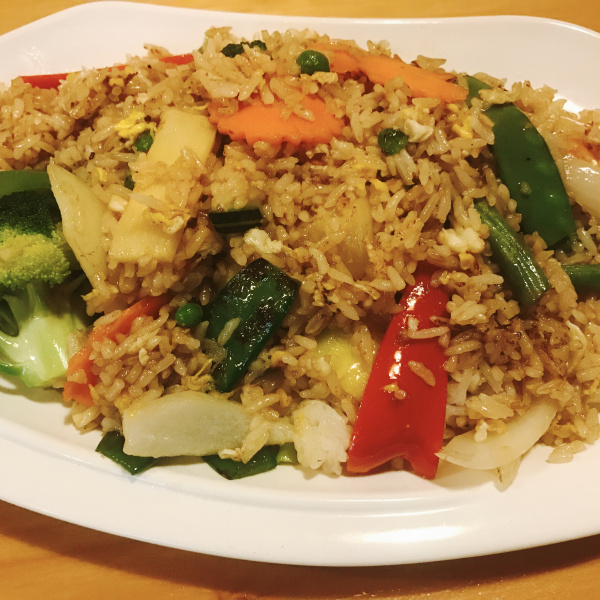 Order V2. Vegetable Fried Rice food online from Mango thai cuisine store, West Newton on bringmethat.com