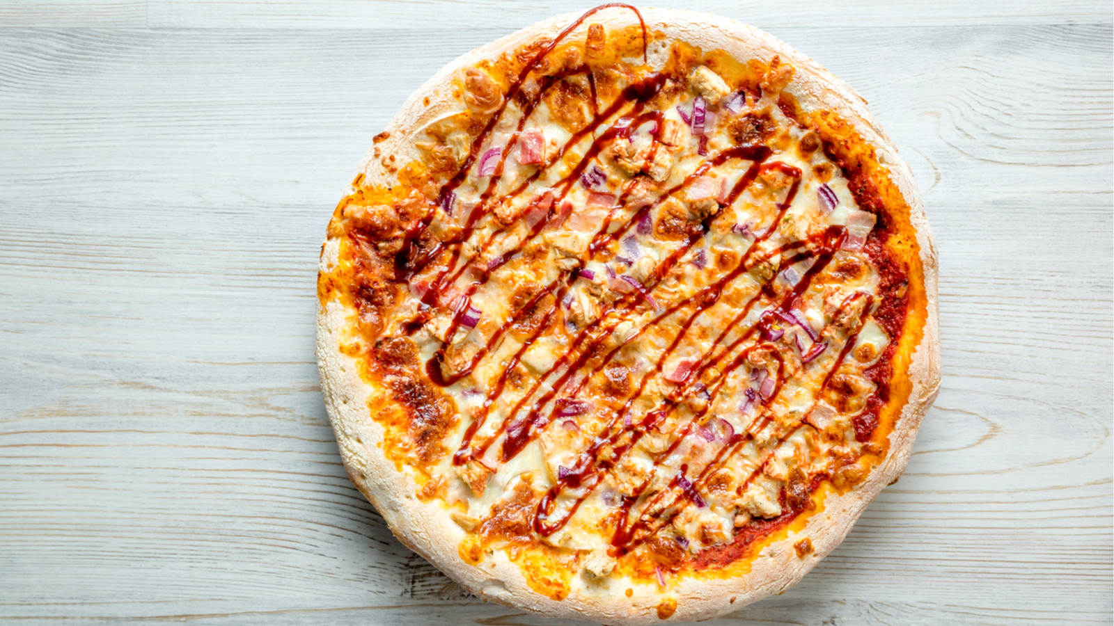 Order The BBQ Chicken and Onion Pizza food online from High Life Pizzas store, Modesto on bringmethat.com
