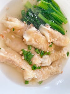Order Wonton Soup food online from Red Chicken store, San Gabriel on bringmethat.com