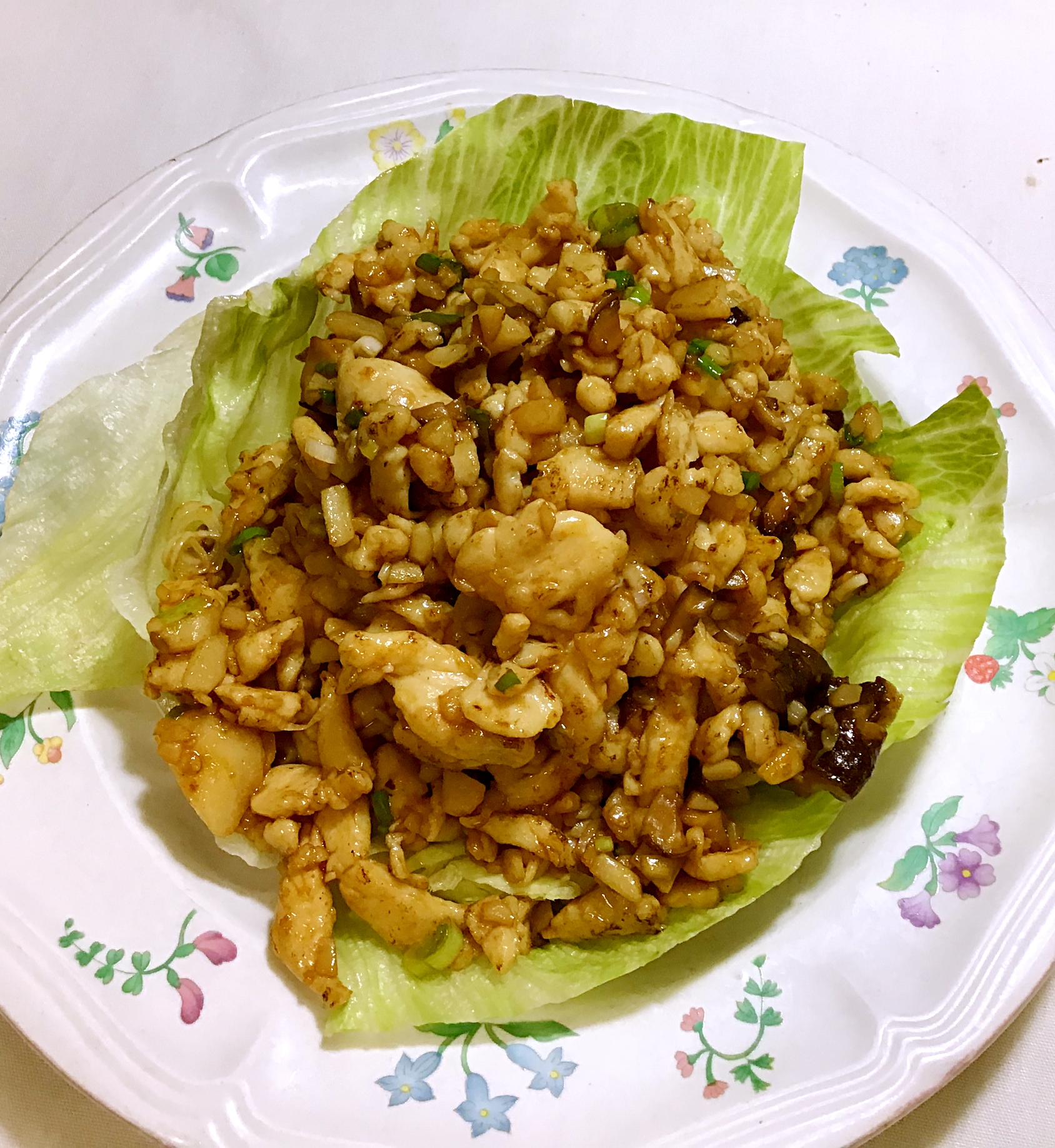 Order Mince Chicken Lettuce Cups food online from Win Garden store, San Francisco on bringmethat.com