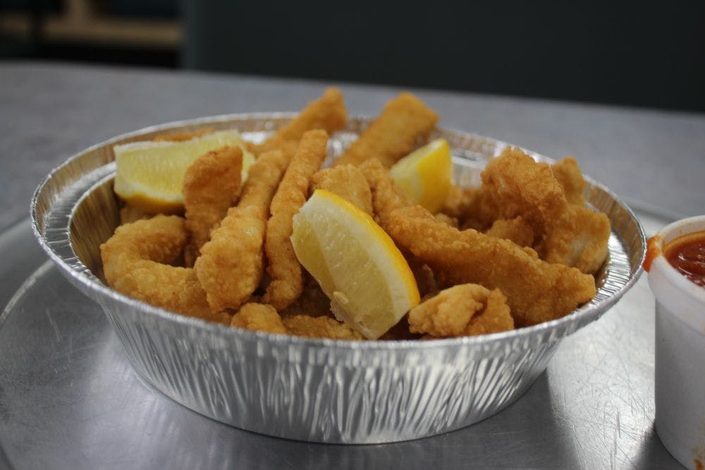 Order Fried Calamari - Appetizer food online from Little Italy Pizza and Pasta store, Abilene on bringmethat.com