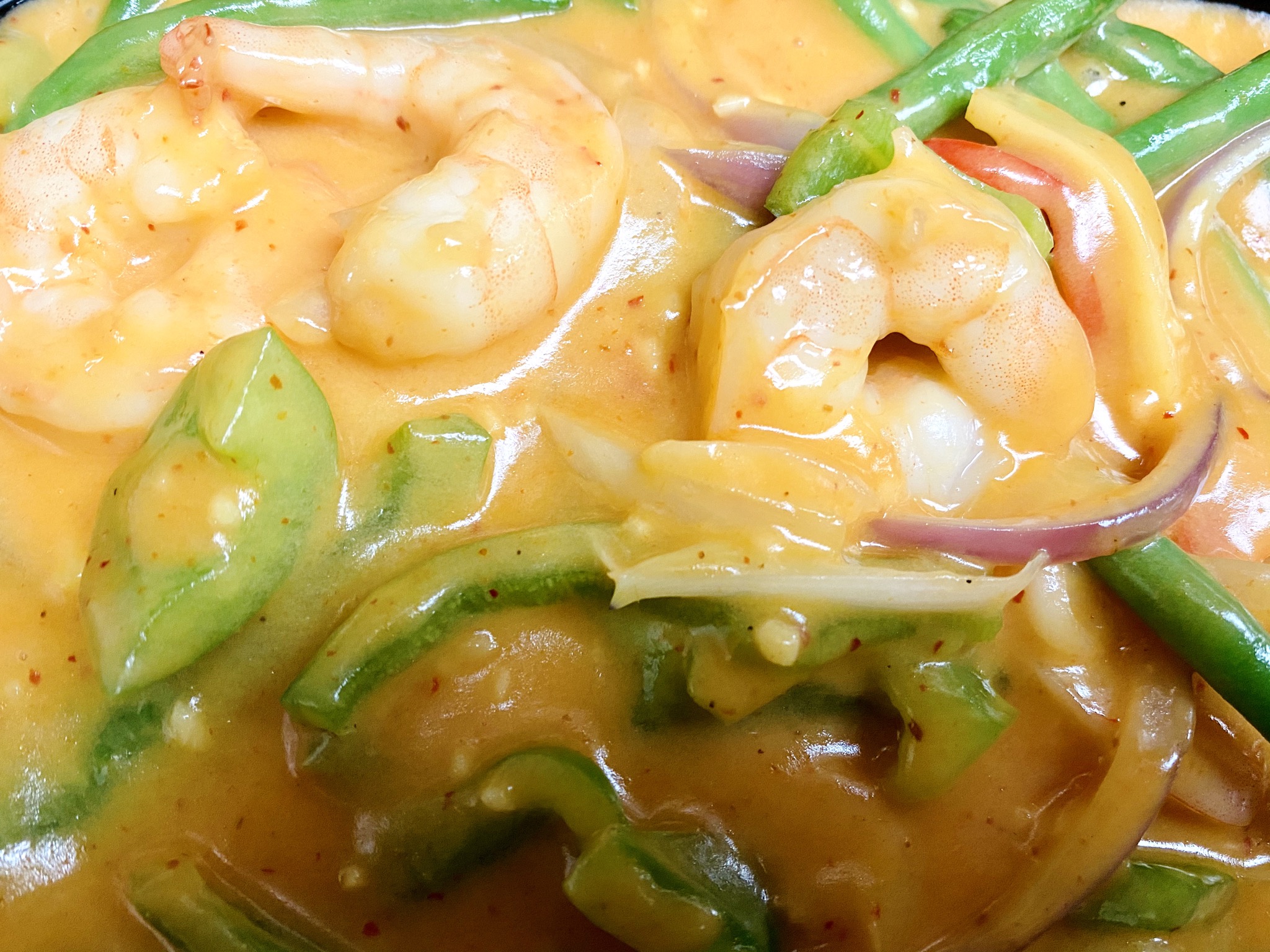 Order Thai Red Curry Shrimp food online from Min Min Asian Cafe store, Chicago on bringmethat.com