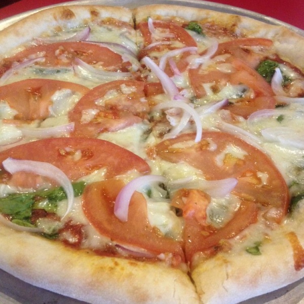 Order 12" Veggie Pizza food online from Demo Pizzeria & Deli store, Raleigh on bringmethat.com