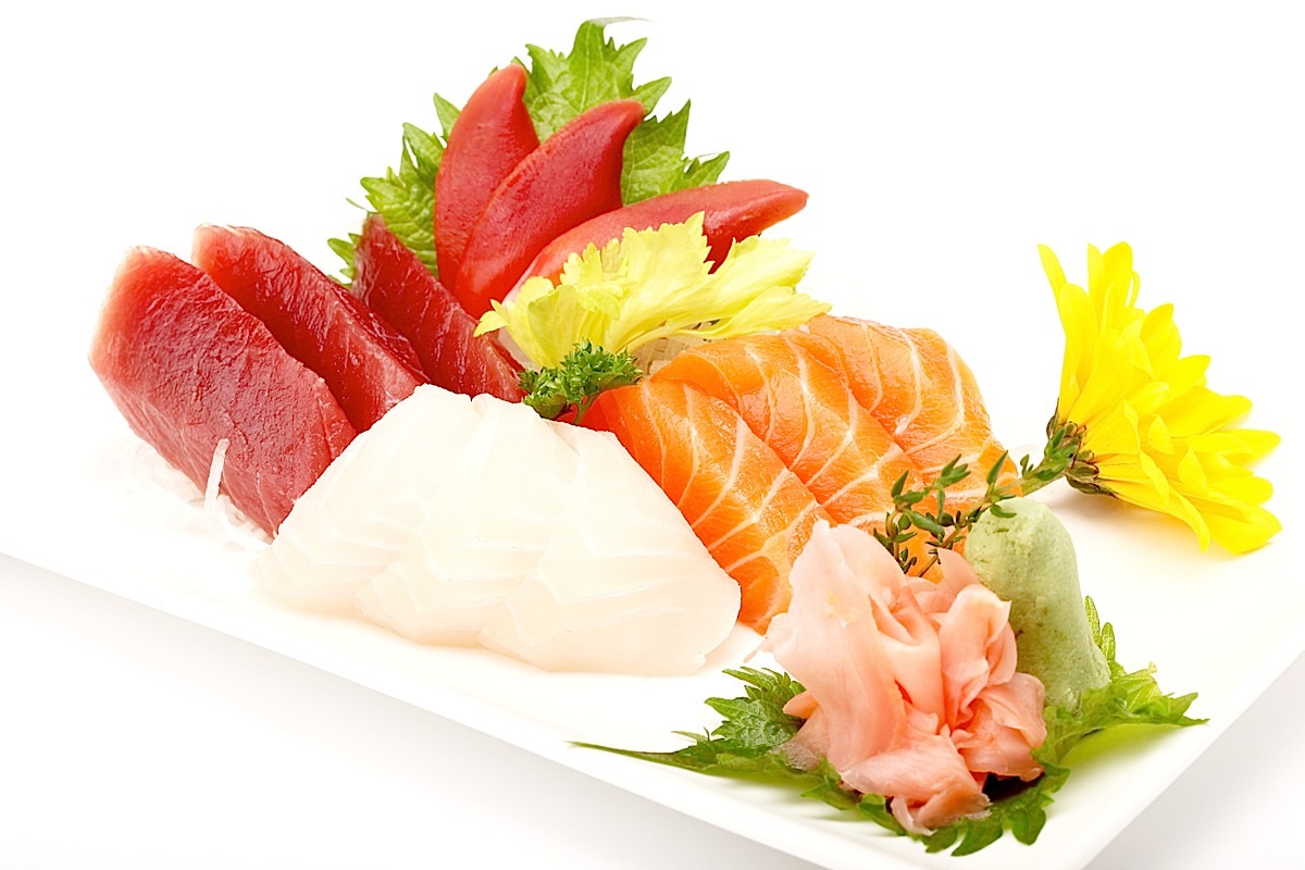 Order M1. Maguro Sashimi Plate food online from Kui Shin Bo store, San Francisco on bringmethat.com