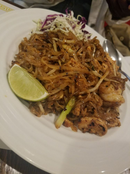 Order Pad Thai food online from Yum Thai Restaurant store, Forest Park on bringmethat.com