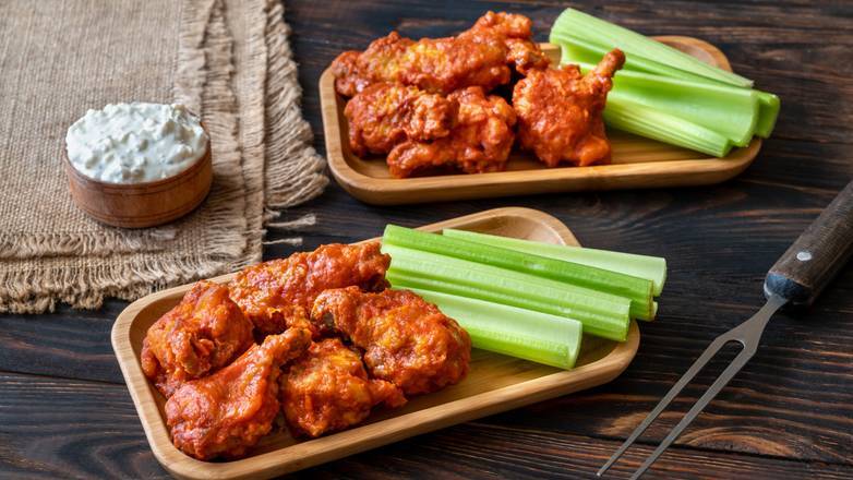 Order Buffalo Wings food online from Chicken Wings Snob store, Detroit on bringmethat.com