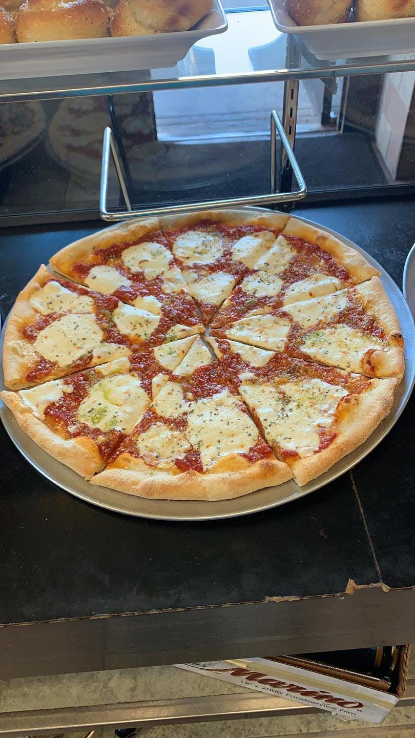 Order Margherita Pizza - Small 10" (8 Slices) food online from 309 Pizza store, Hazleton on bringmethat.com