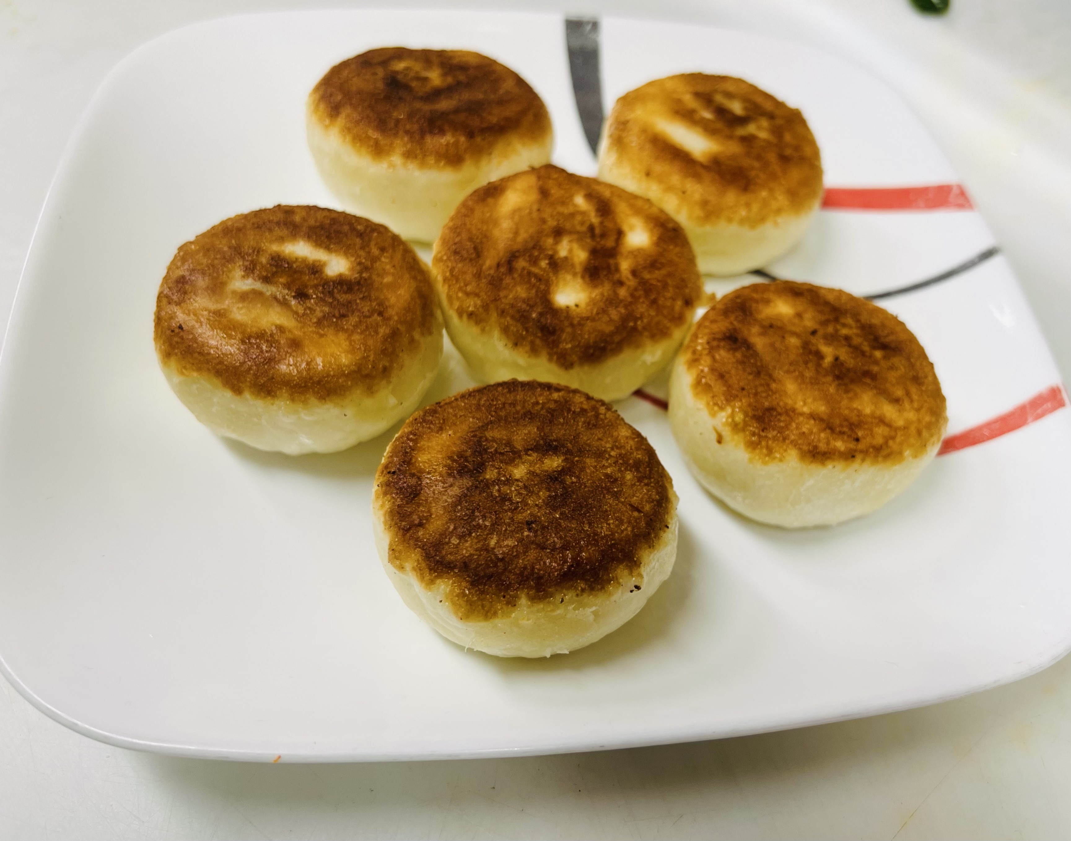 Order D3. Pan Fried Bao food online from World Of Noodle store, San Francisco on bringmethat.com