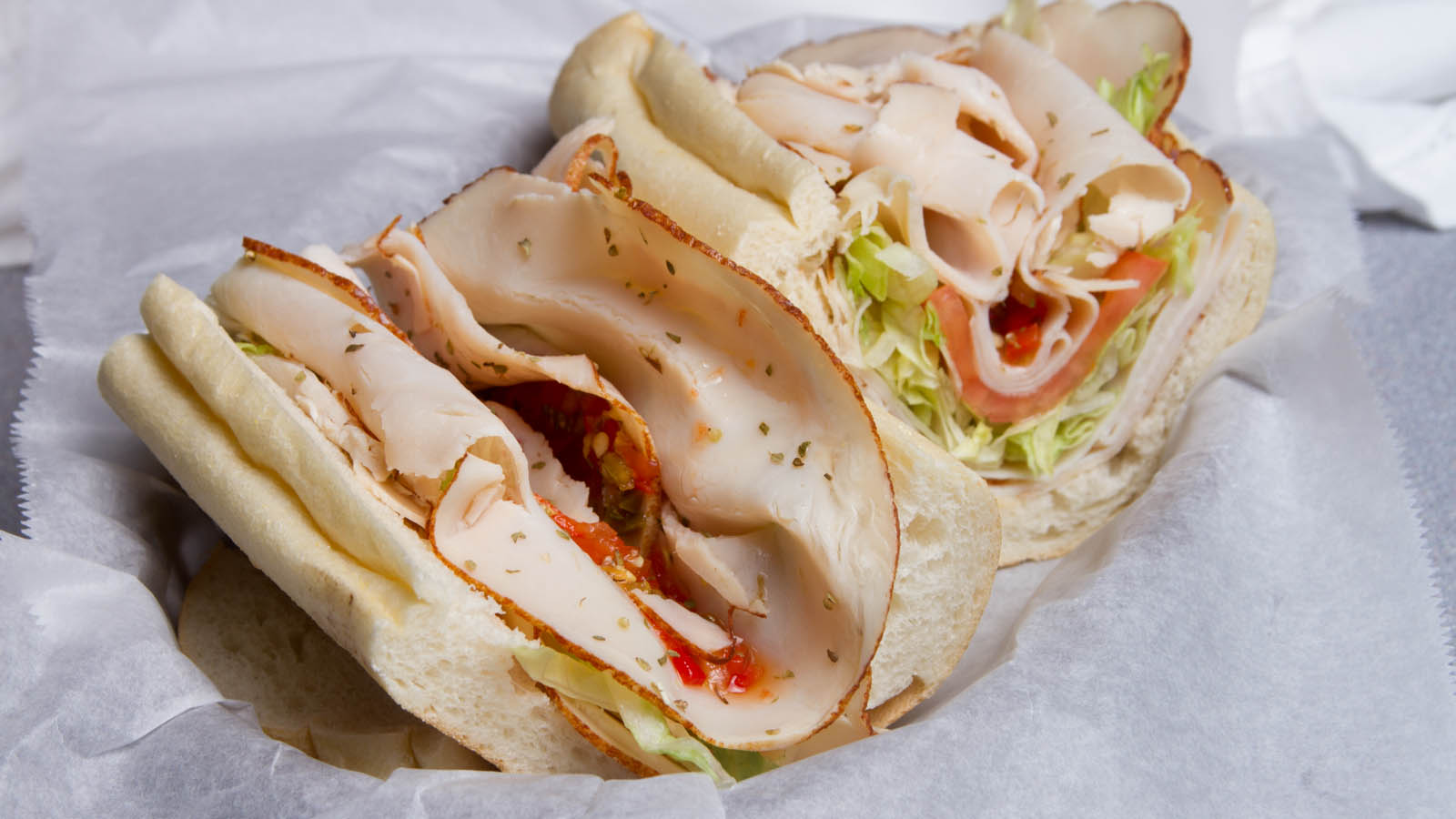 Order Oven Roasted Turkey Breast Third 6" food online from Lee's Hoagie House of Lake Wylie store, Clover on bringmethat.com