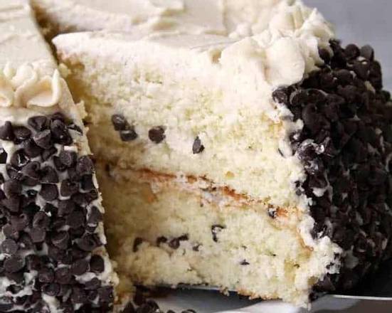 Order Fresh X-Large Italian Cannoli Cake Slice with Whip Cream food online from Ny Popcorn store, New York on bringmethat.com