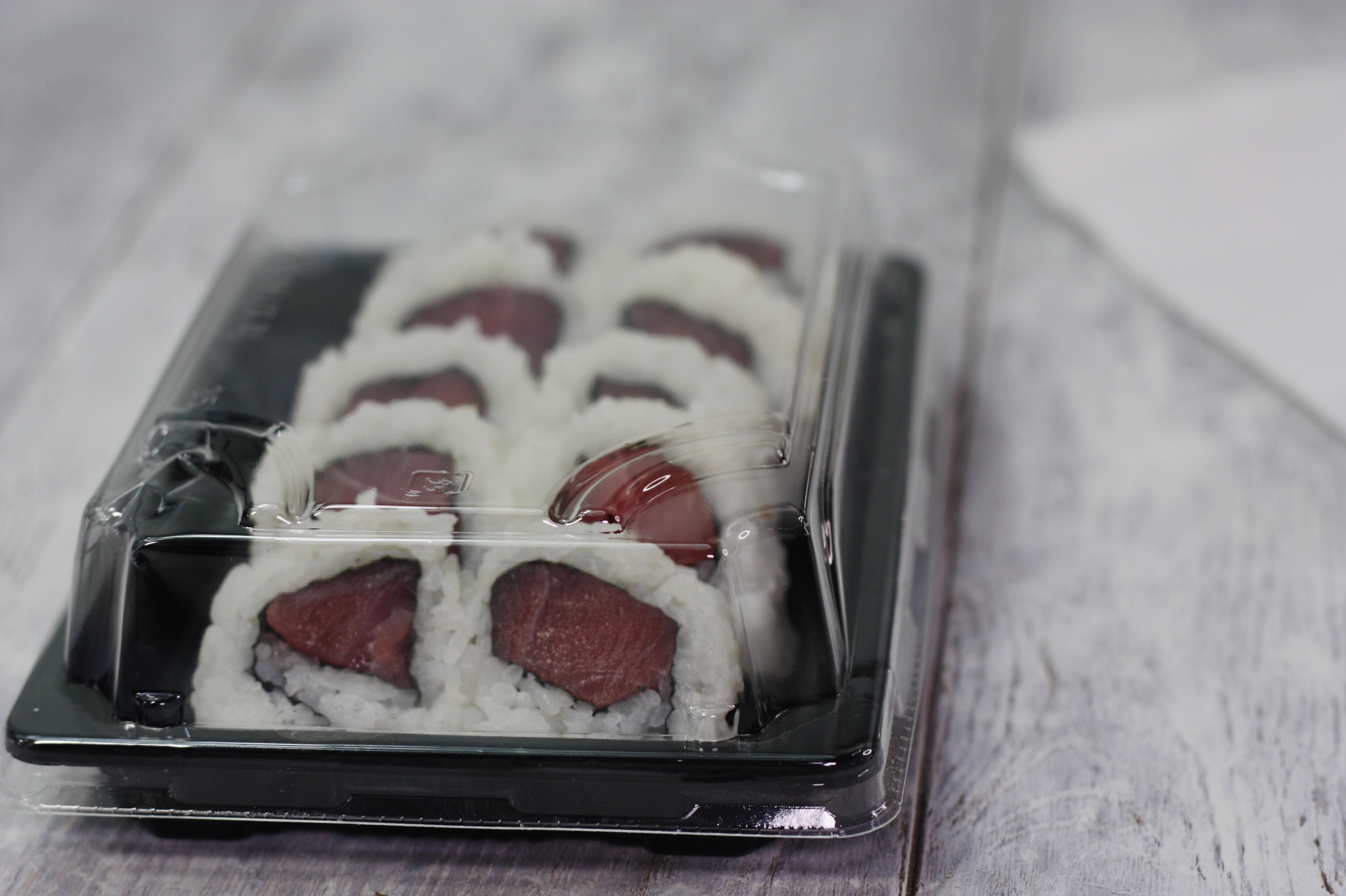 Order Tuna Roll food online from Sushi N Grill store, Bakersfield on bringmethat.com