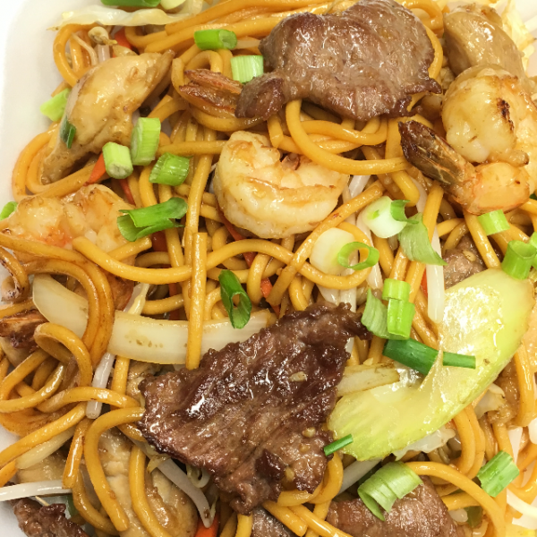 Order Combination Chow Mein food online from WA WA Restaurant store, Long Beach on bringmethat.com