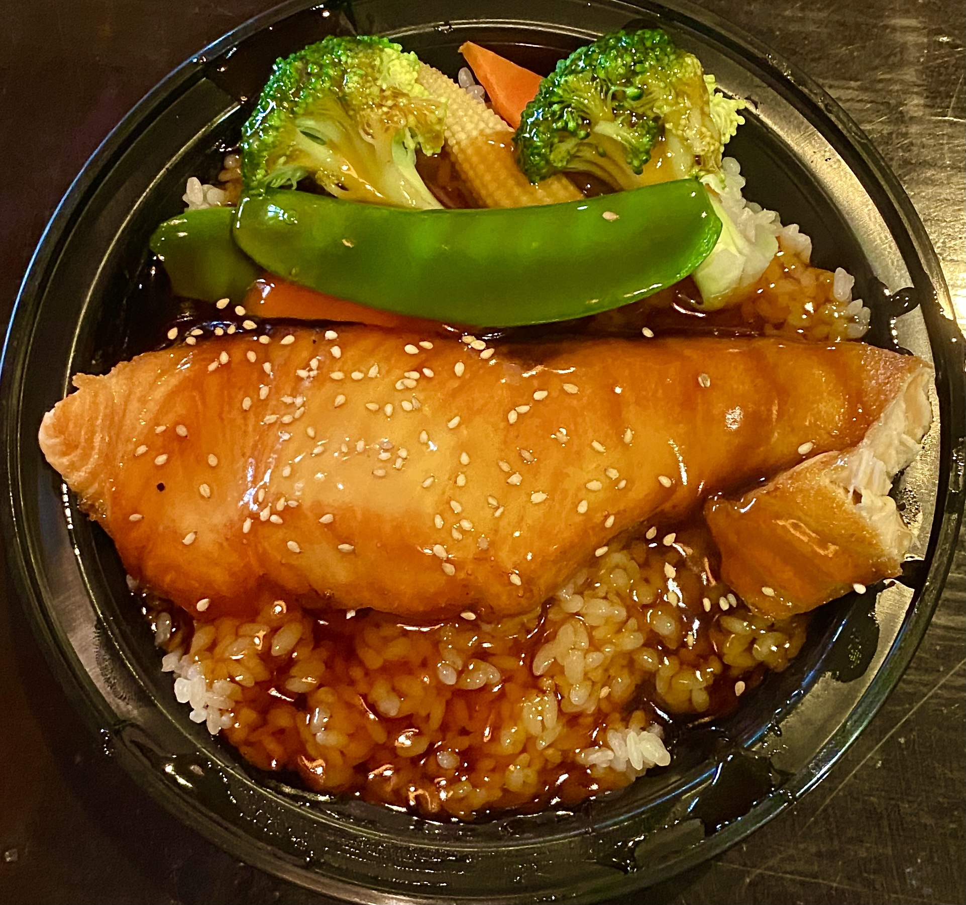 Order Salmon Teriyaki Over Rice Lunch food online from Akimoto sushi store, New York on bringmethat.com