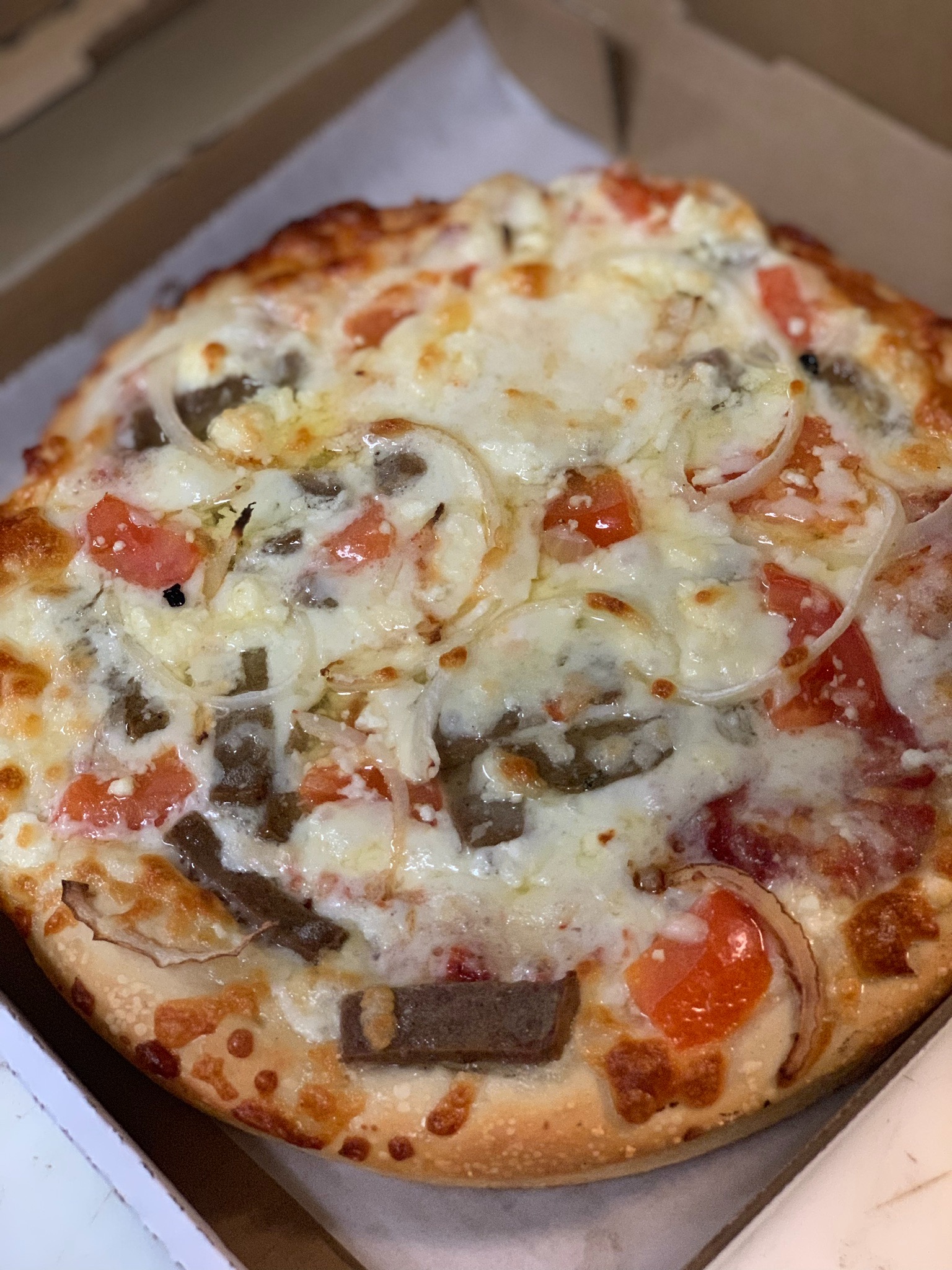 Order Greek Pizza | 10" Small food online from Boston Pizza store, Las Vegas on bringmethat.com