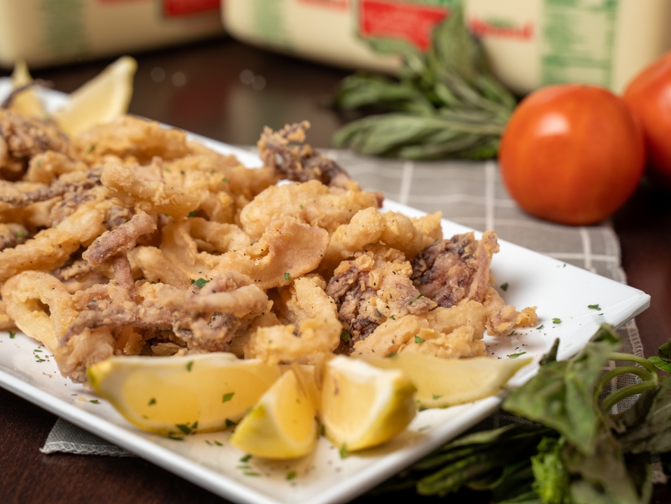 Order Fried Calamari food online from Bacci Pizzeria store, Chicago on bringmethat.com