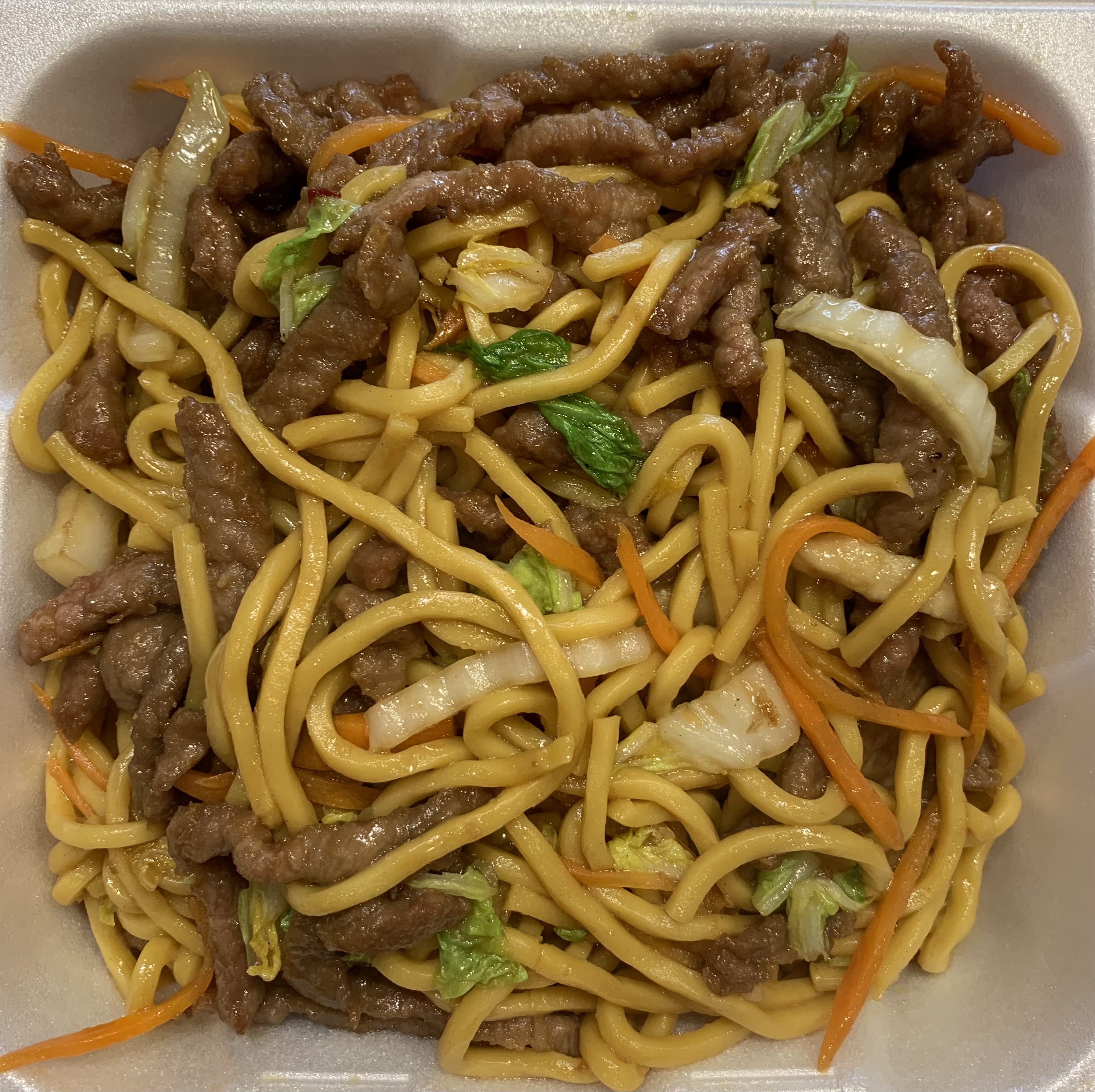 Order Beef Lo Mein food online from Golden China store, Springfield on bringmethat.com