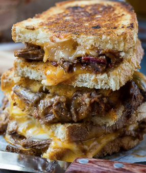 Order POT ROAST GRILLED CHEESE food online from Austin's Saloon and Eatery store, Libertyville on bringmethat.com