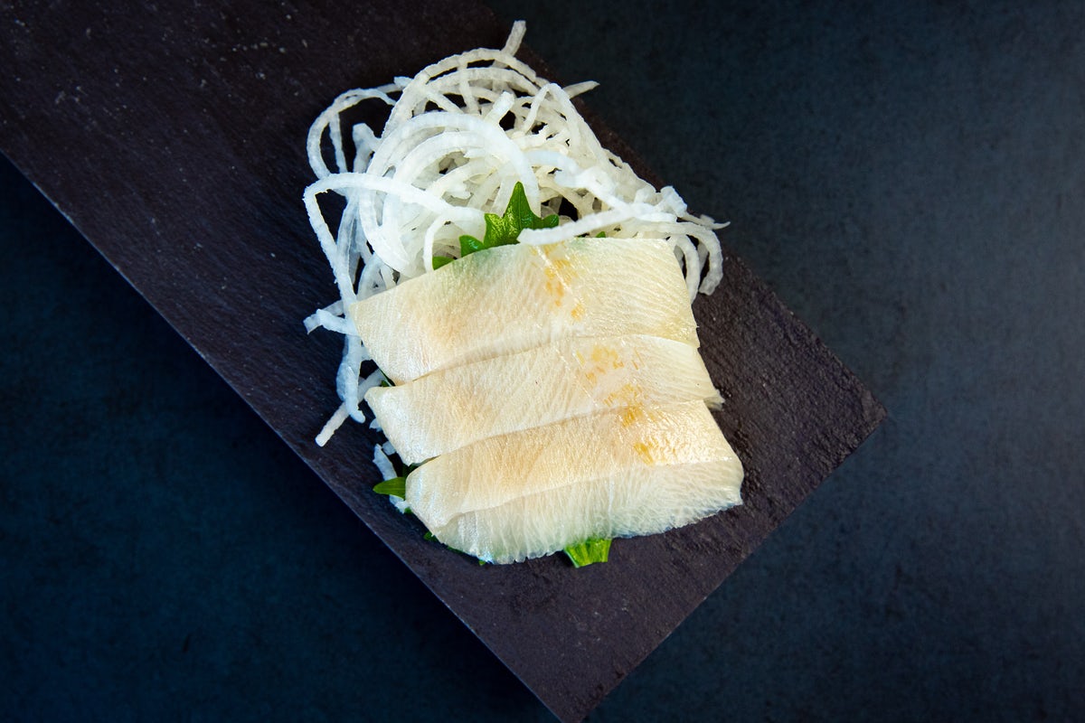 Order *DUTCH YELLOWTAIL SASHIMI food online from Blue Sushi Sake Grill store, Lincoln on bringmethat.com