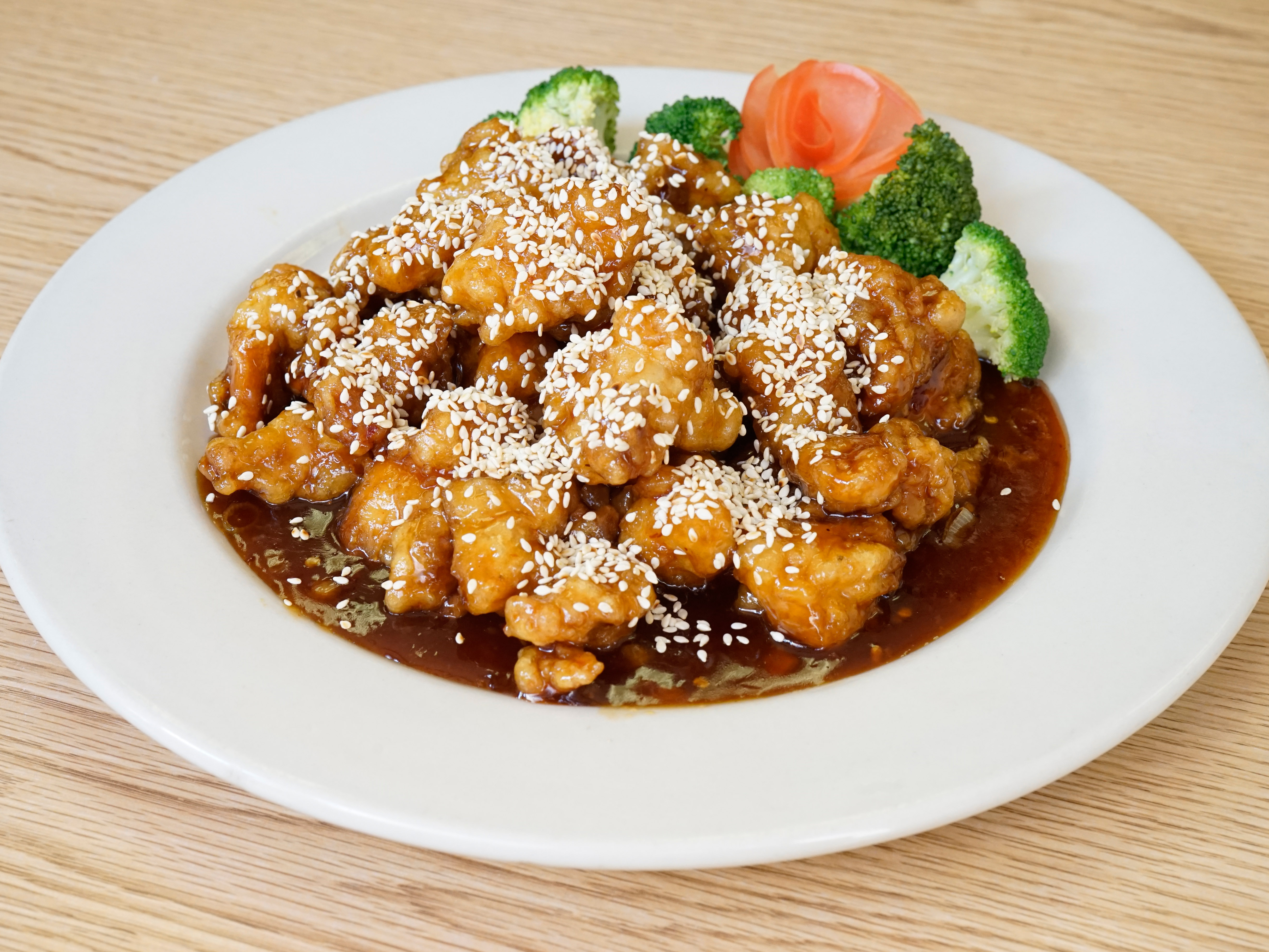 Order S5. Sesame Chicken food online from No 1 Chinese store, New York on bringmethat.com