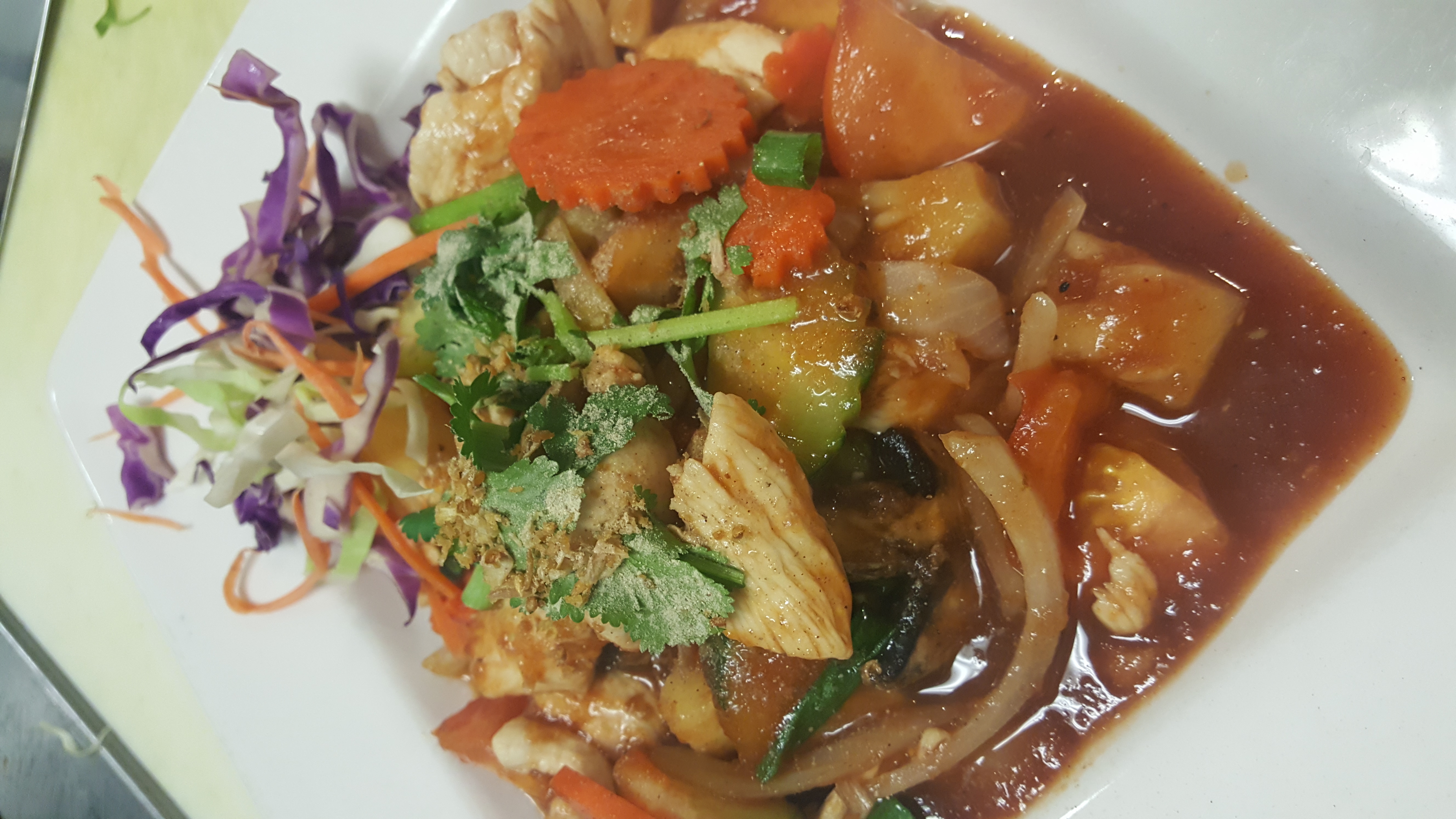 Order 40. Sweet and Sour Entree food online from Aroma Thai Restaurant store, Imperial Beach on bringmethat.com