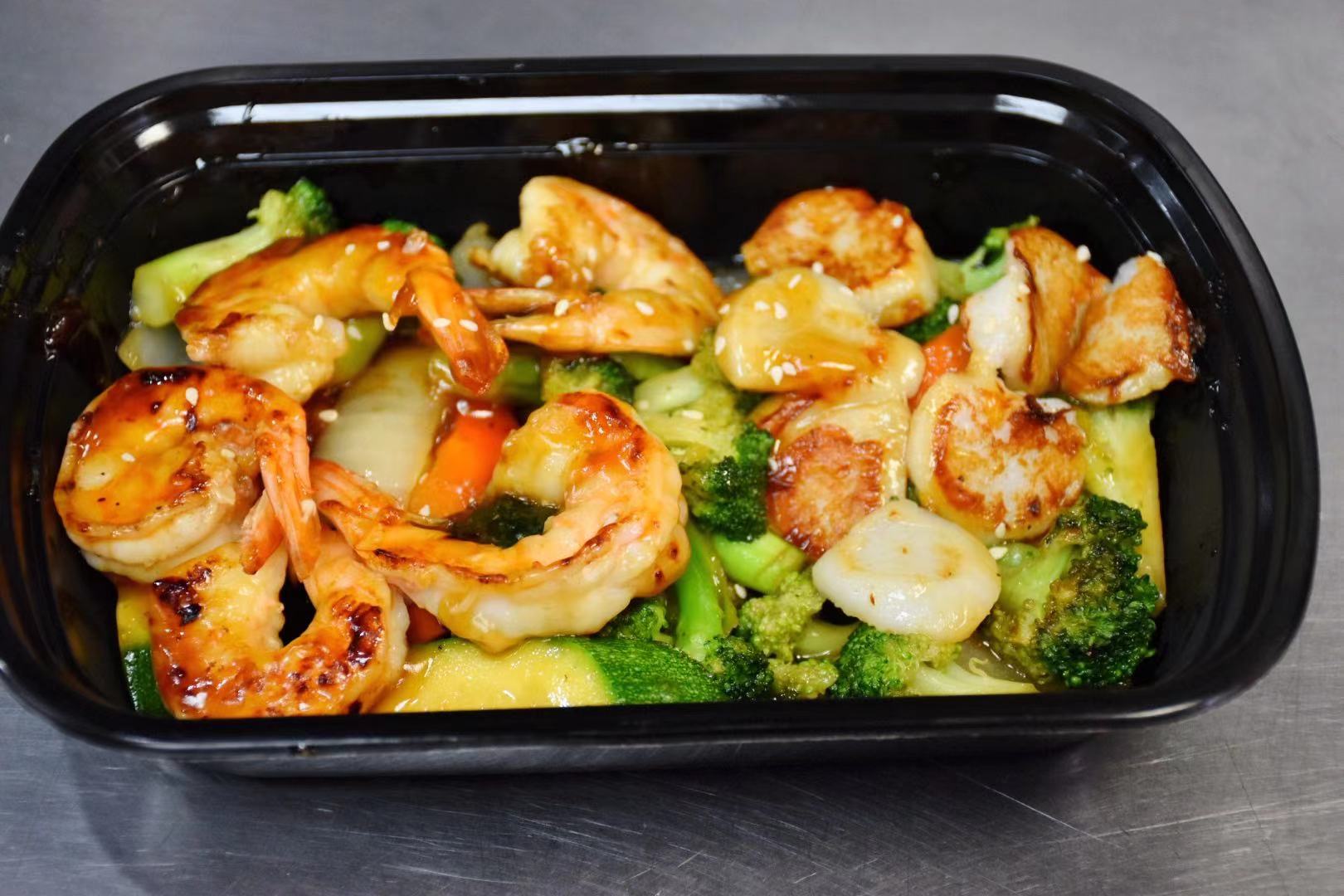 Order Shrimp and Scallop Combination Platter food online from Sumo Hibachi store, Greensboro on bringmethat.com