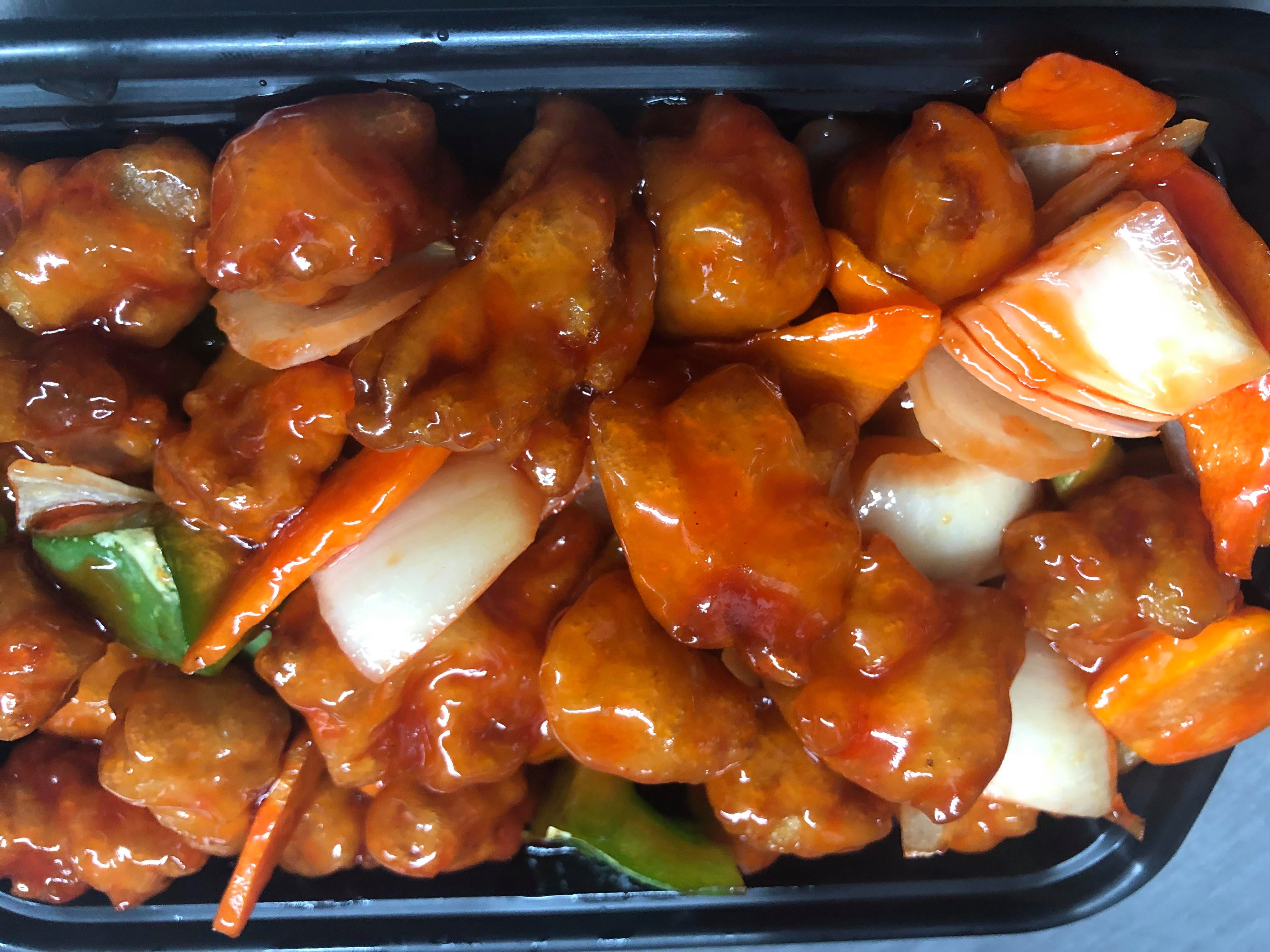 Order 38. Sweet and Sour Chicken food online from Golden Pho store, Norwalk on bringmethat.com