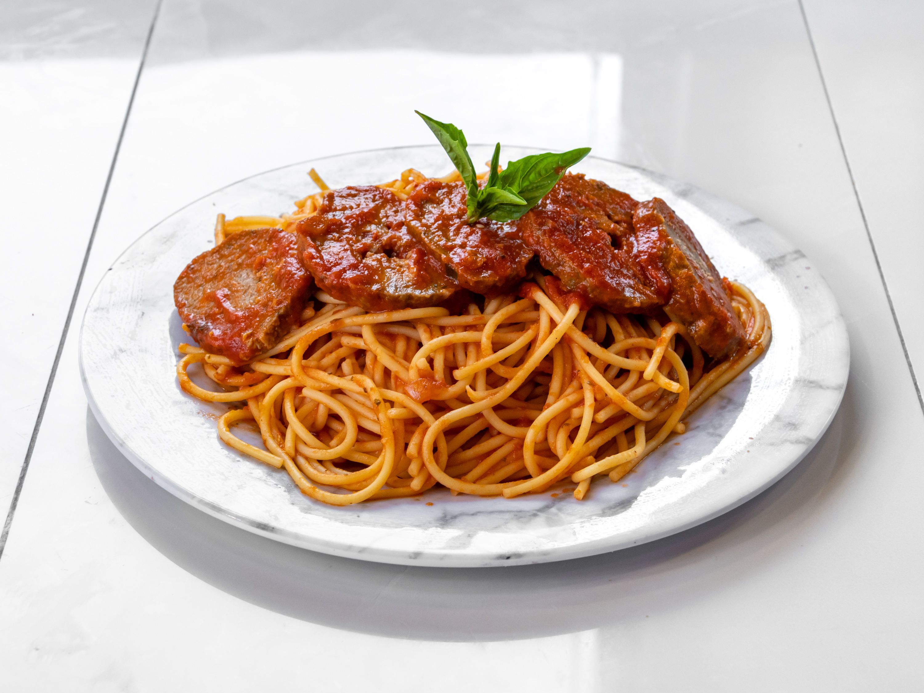 Order Kid's Spaghetti with Meatballs. food online from New Yorker Pizza store, Leesburg on bringmethat.com