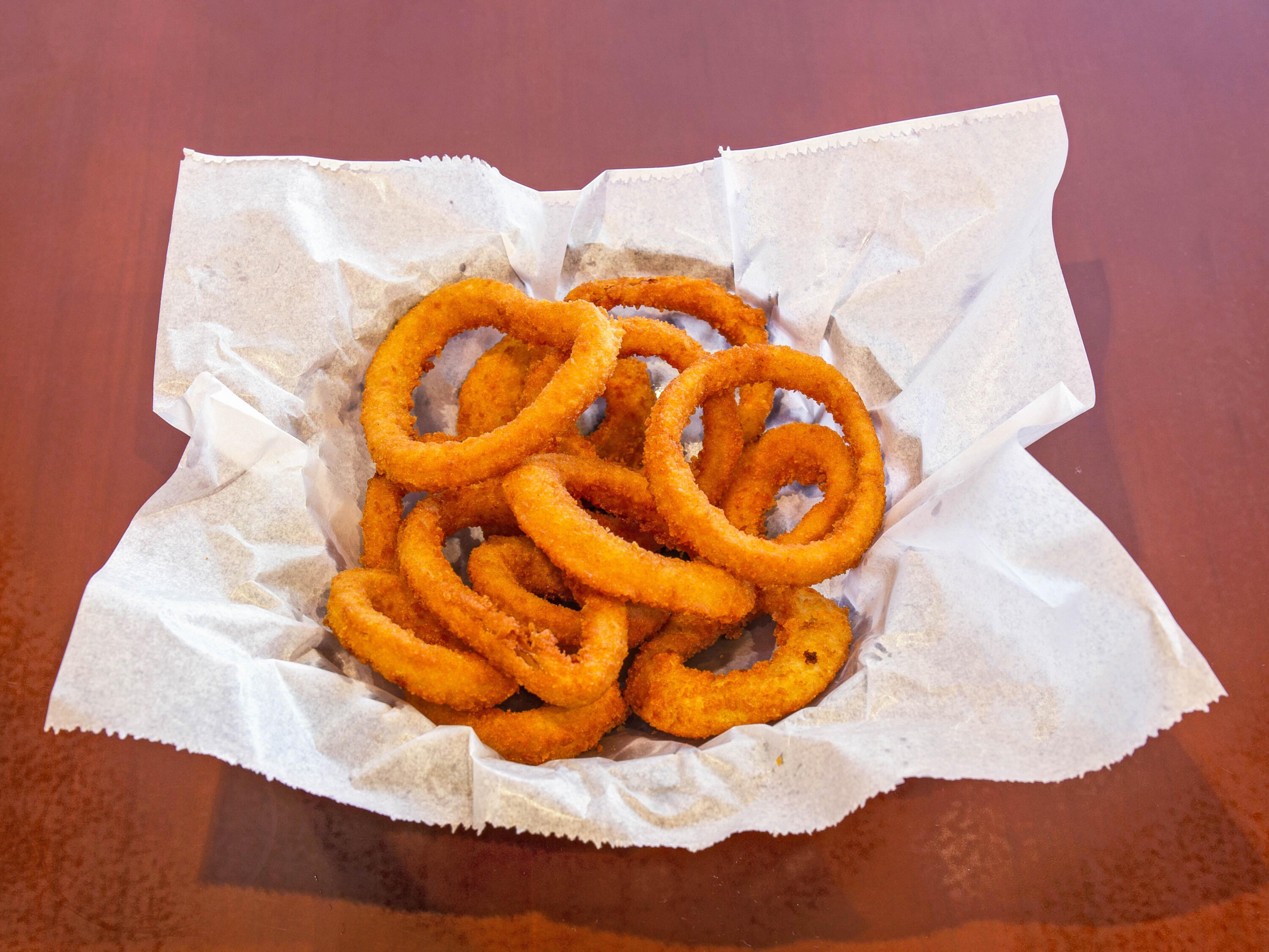 Order Onion Rings food online from Ray Wings And Pizza store, Omaha on bringmethat.com