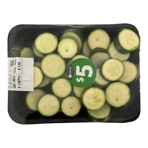 Order Se Grocers · Sliced Zucchini Squash (1 package) food online from Winn-Dixie store, Fultondale on bringmethat.com