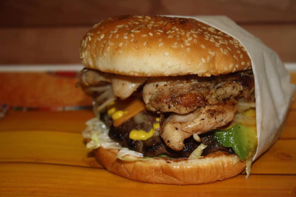 Order Del Gordo Chicken Burger food online from Hamburguesas El Gordo store, Saint Paul on bringmethat.com