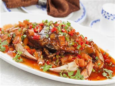Order Dungeness Crab with Szechuan Sauce food online from Minghin Cuisine - Naperville store, Naperville on bringmethat.com