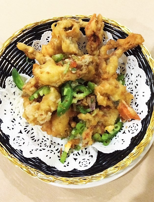 Order 5. Salt and Pepper Soft Shell Crab food online from Dim Sum Palace store, New York on bringmethat.com