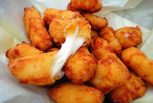 Order CHEESE CURDS food online from Ze's Diner store, Woodbury on bringmethat.com