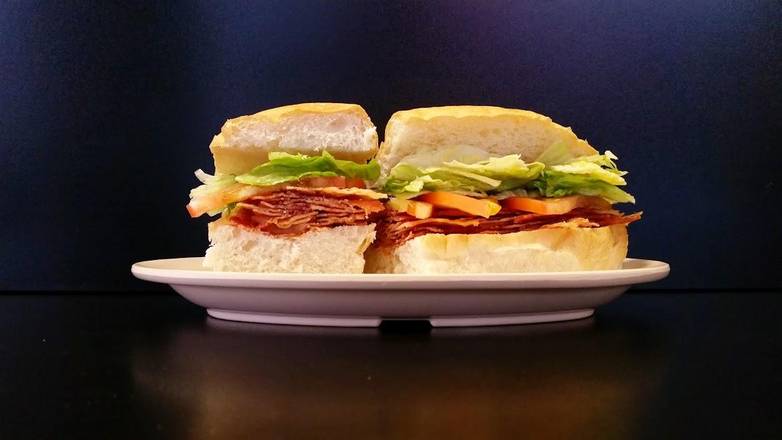 Order BLT Sandwich food online from St. Louis Pizza and Wings store, St. Louis on bringmethat.com