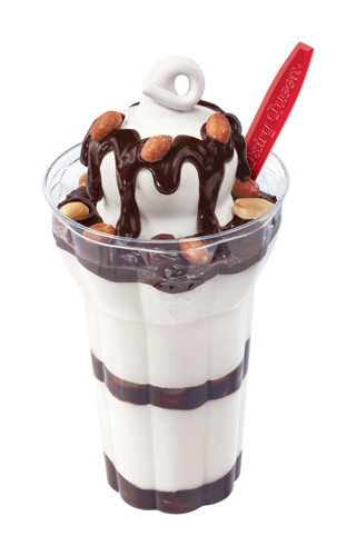Order Peanut buster Parfait food online from Dairy Queen store, Hagerstown on bringmethat.com
