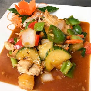 Order Sweet & Sour - Dinner food online from Sawasdee Thai Cuisine store, Norfolk on bringmethat.com