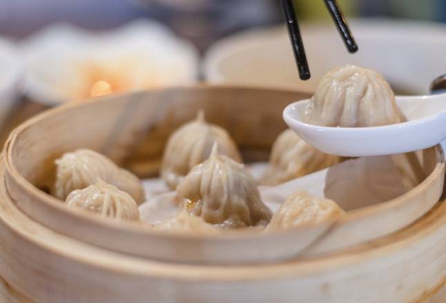 Order H04. Xiao Long Bao (8 pcs) food online from Lao Sze Chuan store, Chicago on bringmethat.com