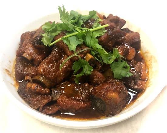 Order Braised Ribs with Brown Sauce (红烧排骨) food online from Szechuan Gourmet store, Strongsville on bringmethat.com