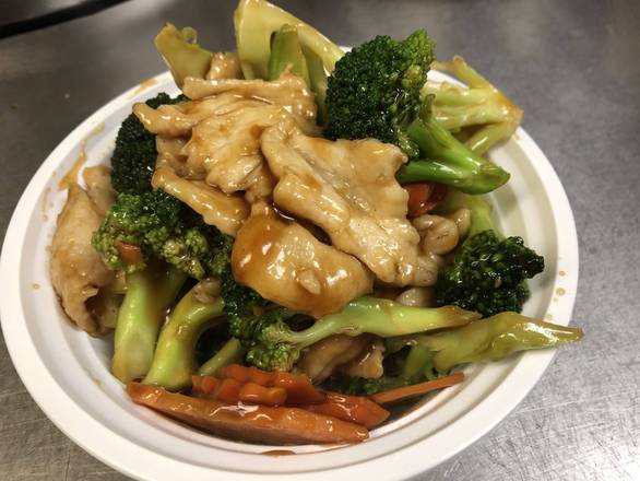 Order Chicken with Broccoli food online from China Garden store, Appleton on bringmethat.com