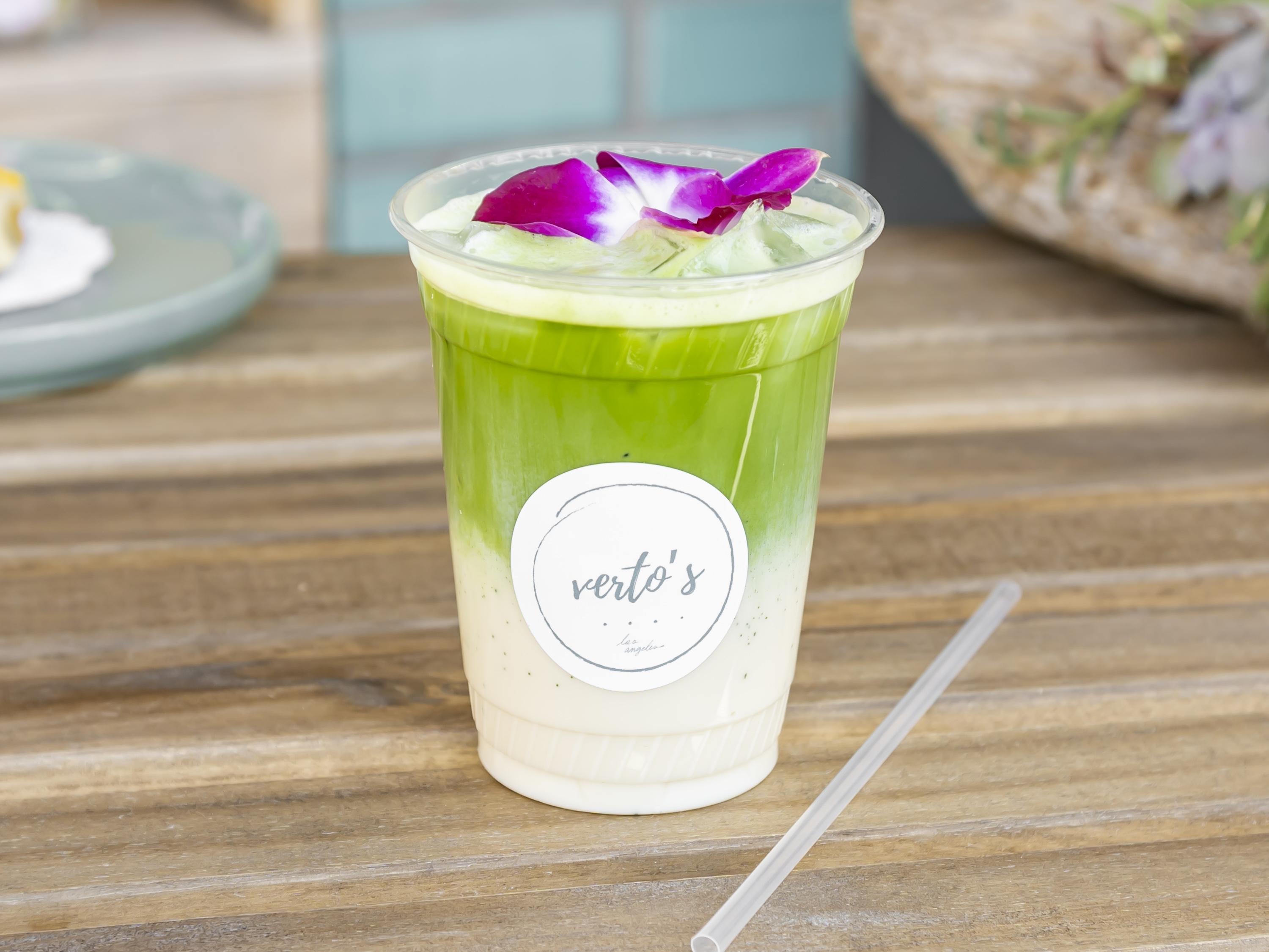 Order Iced Matcha Latte food online from Verto Kitchen store, Los Angeles on bringmethat.com