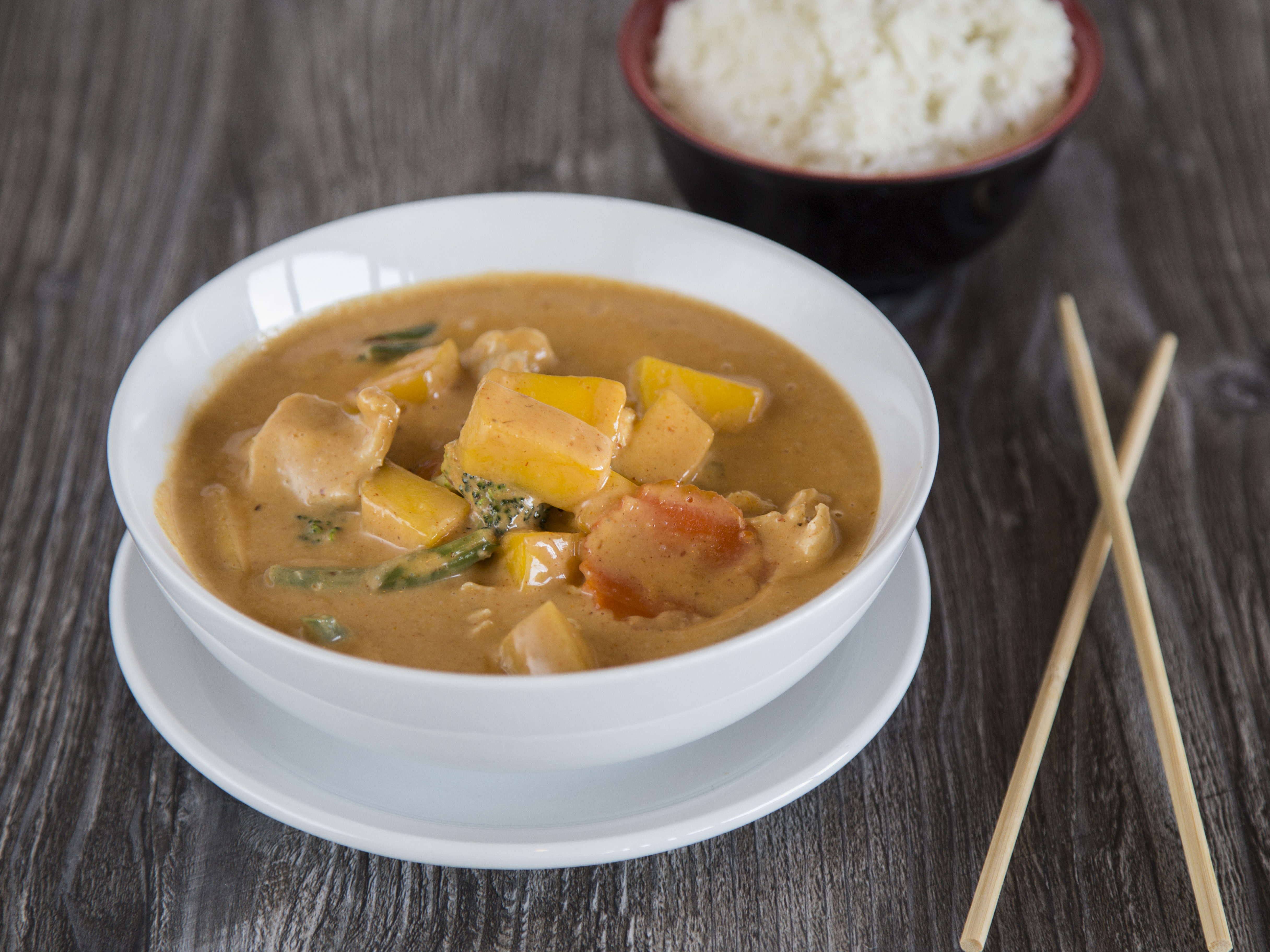 Order 56. Mango Curry food online from Thai Delight store, Phoenix on bringmethat.com
