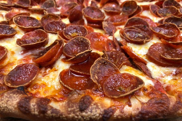 Order Pepperoni Piccolo Pizza food online from Gionino's Pizzeria store, Aurora on bringmethat.com