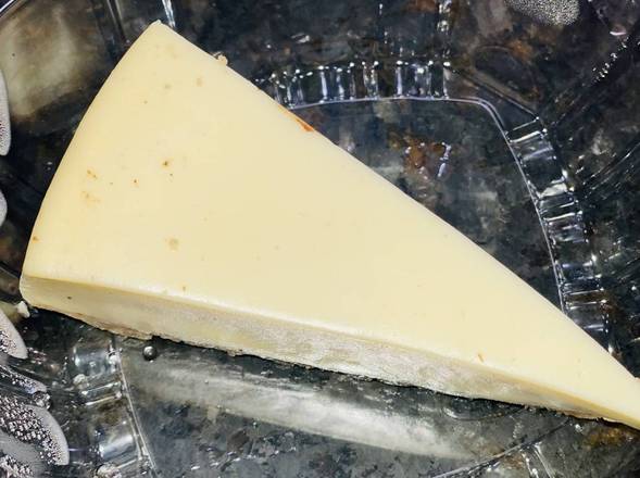 Order Cheese cake  food online from Gourmet Deli store, Bronx on bringmethat.com