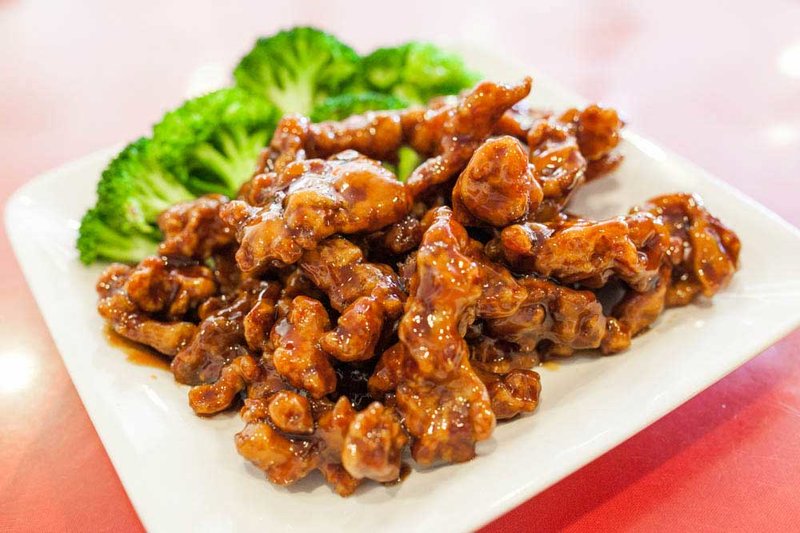 Order 33. Beef Egg Foo Young Lunch food online from New Wong Chinese Restaurant store, Wickliffe on bringmethat.com