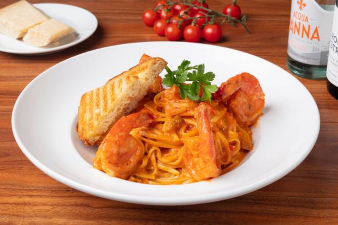Order Spicy Prawns Linguine food online from Panini Kabob Grill store, Riverside on bringmethat.com