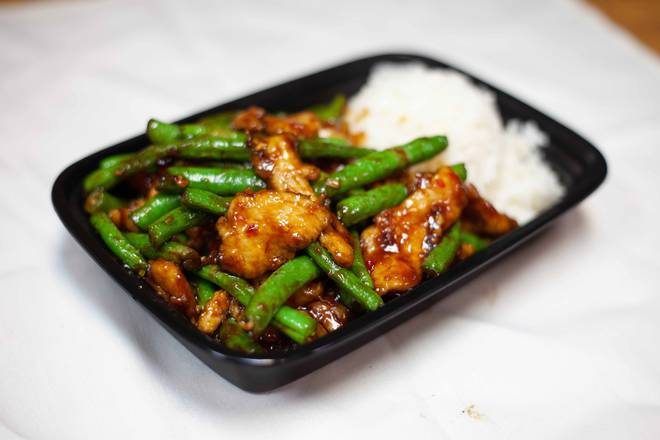 Order Dry Sauteed String Bean Chicken food online from Ginger Cafe store, Sunnyvale on bringmethat.com