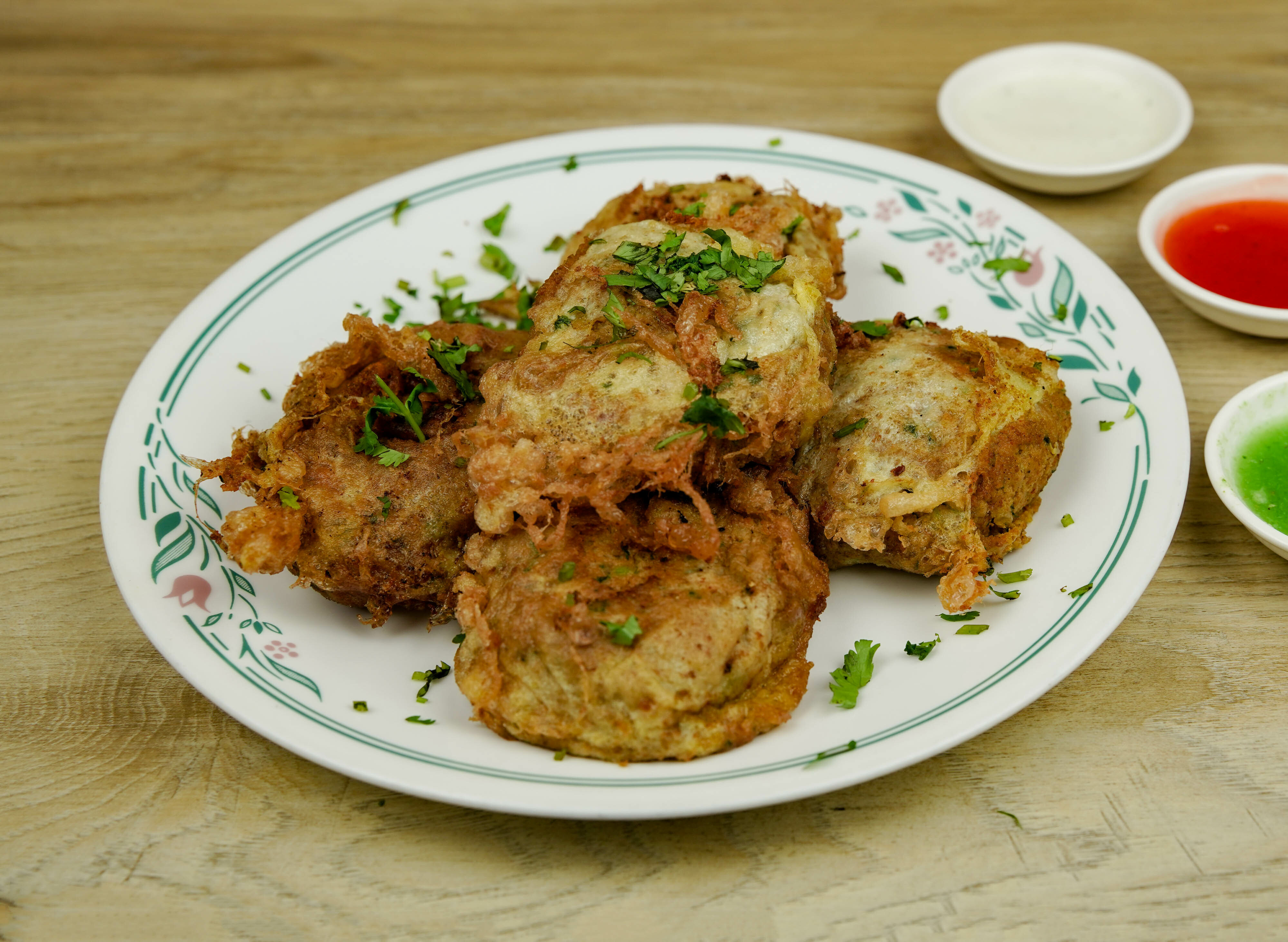 Order Dahi Bara Chaat food online from Phayul Restaurant store, Queens on bringmethat.com
