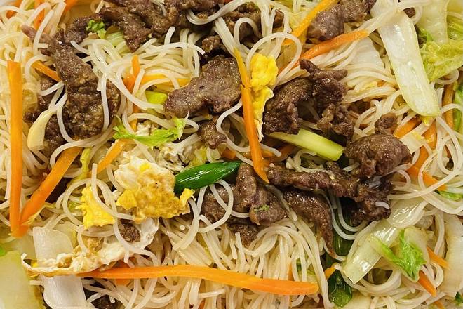 Order Beef Mei Fun food online from Hibachi store, New Haven on bringmethat.com