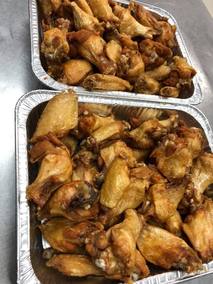 Order Split Jumbo Wings - 6 Pieces food online from Palmer Pizza store, White Oak on bringmethat.com